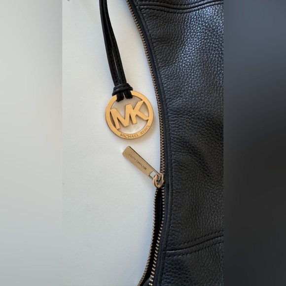 MICHAEL Michael Kors Black Pebbled Leather Satchel Hobo Bag  Used-Missing Straps - Picture 4 of 16
